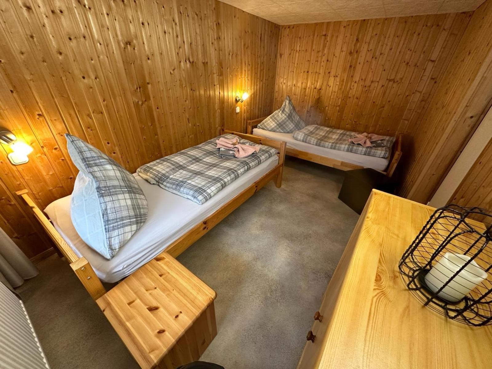 Christels Ferienwohnung 1 In Thale Mit Sonnenterrasse Und Grill Bagian luar foto
