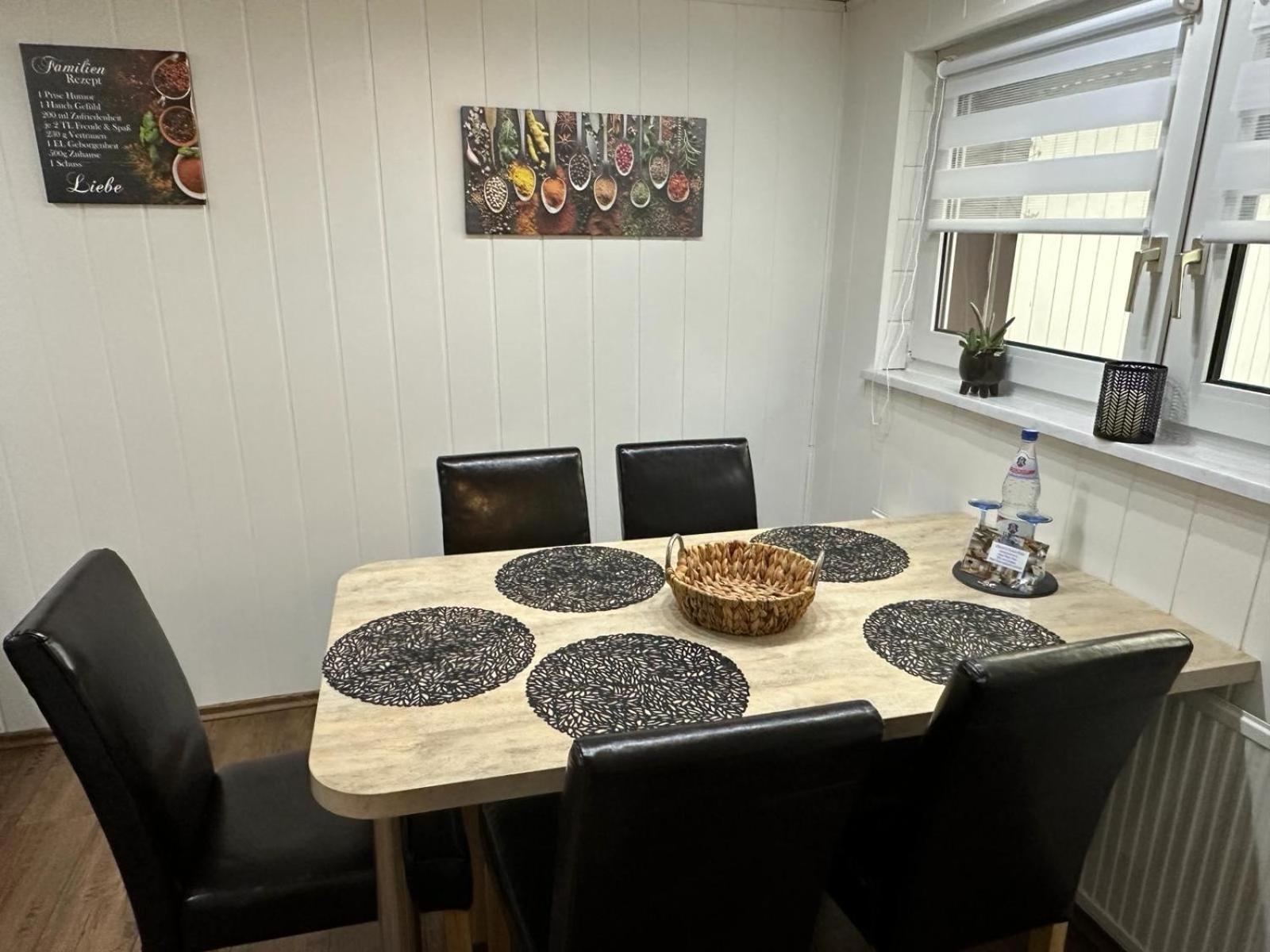 Christels Ferienwohnung 1 In Thale Mit Sonnenterrasse Und Grill Bagian luar foto