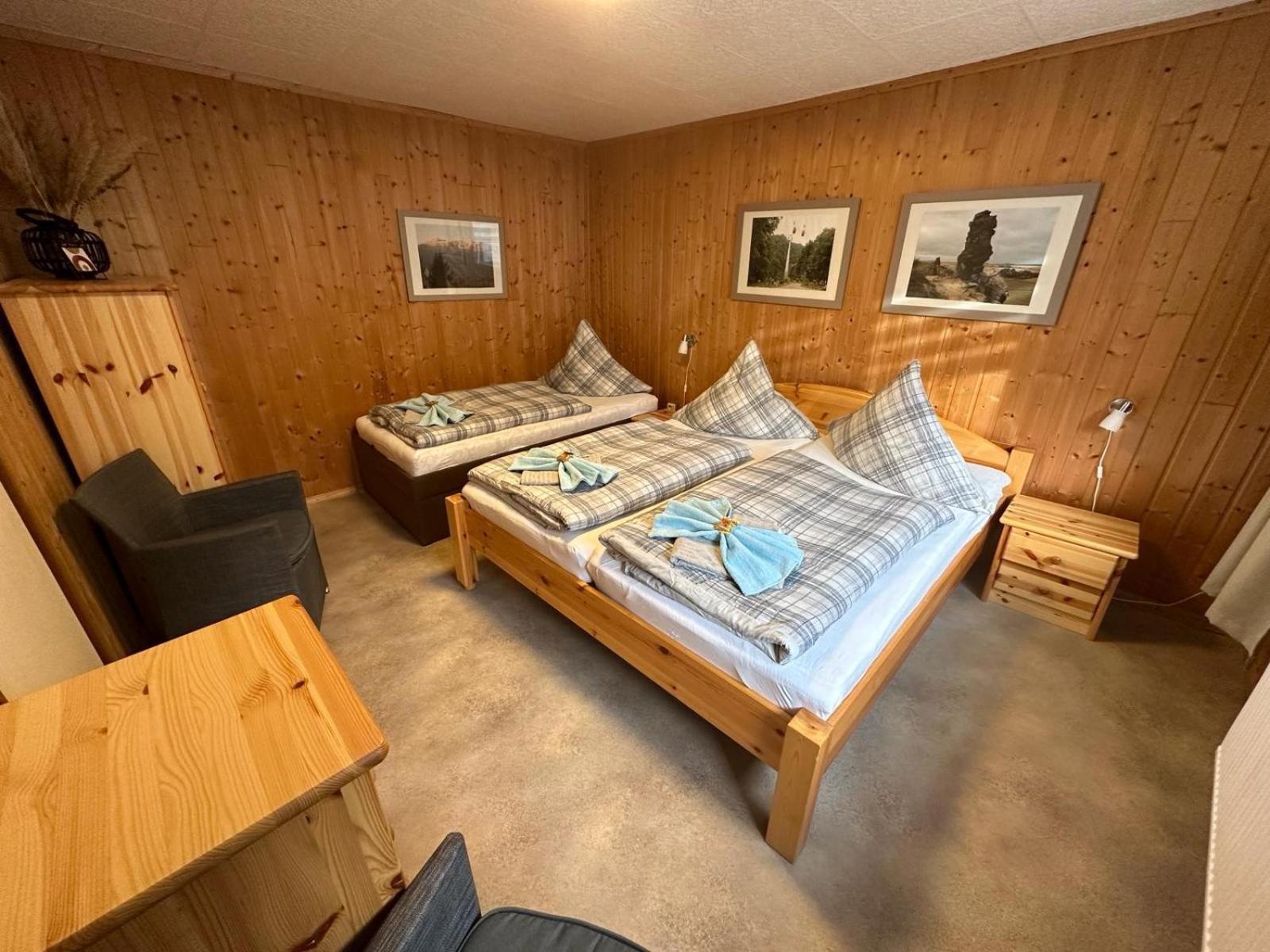 Christels Ferienwohnung 1 In Thale Mit Sonnenterrasse Und Grill Bagian luar foto