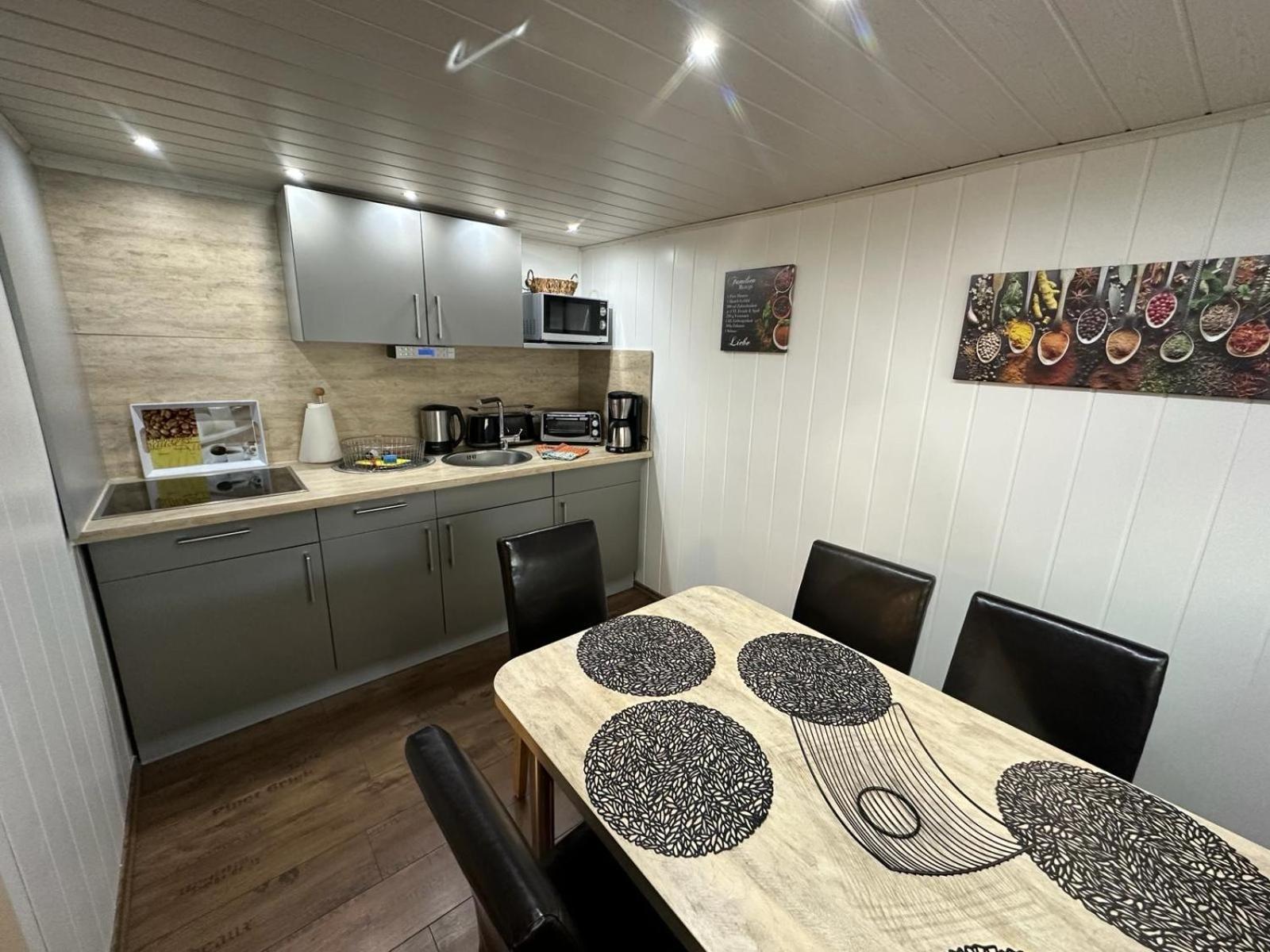 Christels Ferienwohnung 1 In Thale Mit Sonnenterrasse Und Grill Bagian luar foto