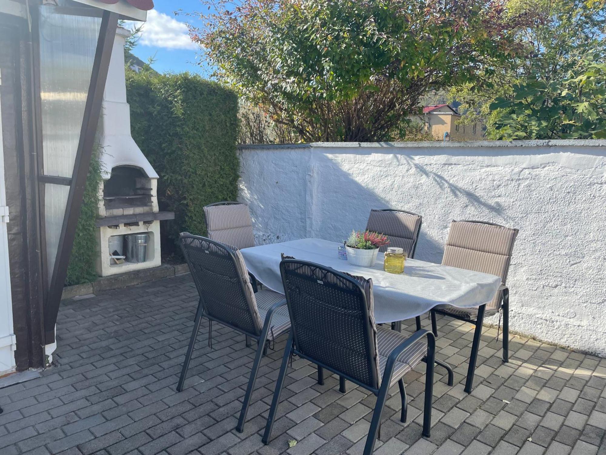 Christels Ferienwohnung 1 In Thale Mit Sonnenterrasse Und Grill Bagian luar foto